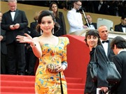 Bóng đá anh, ngoại hạng anh, lịch thi đấu euro 2012, Bảo tàng Anh sưu tầm váy "long bào" của Phạm Băng Băng